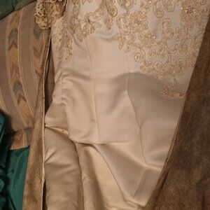 𝐖𝐞𝐝𝐝𝐢𝐧𝐠 💒 𝐃𝐫𝐞𝐬𝐬